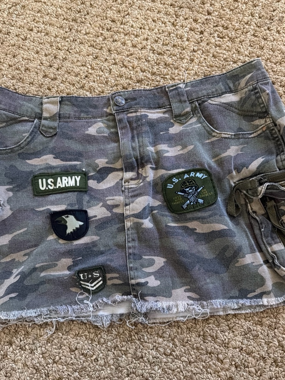 Camo Patch Mini Skirt - Olive Green